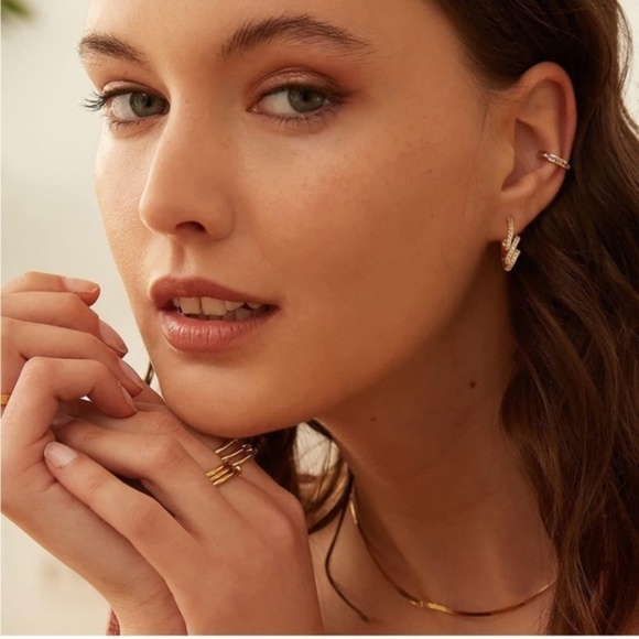 Gold 14k Gold Plated Cubic Zirconia Spiral Hoop Earrings - Picture 3 of 4